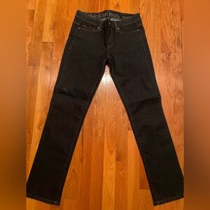 New Calvin Klein Women’s Dark Denim ✨
